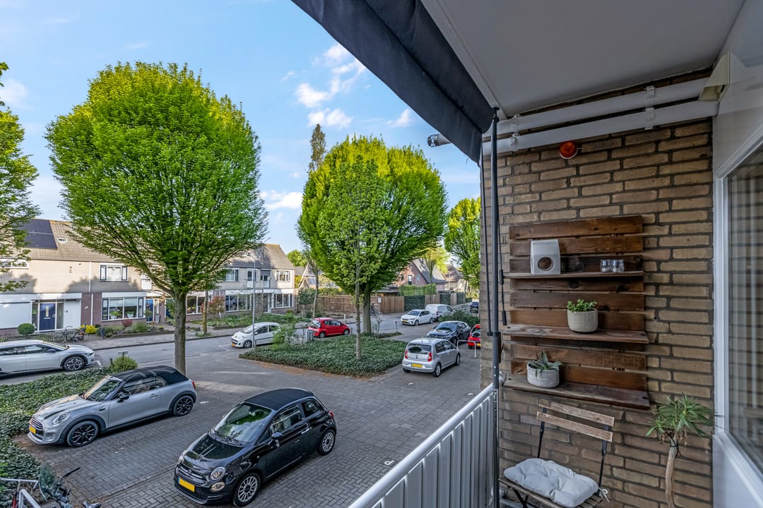 Photo 28 of Evertsenstraat 57