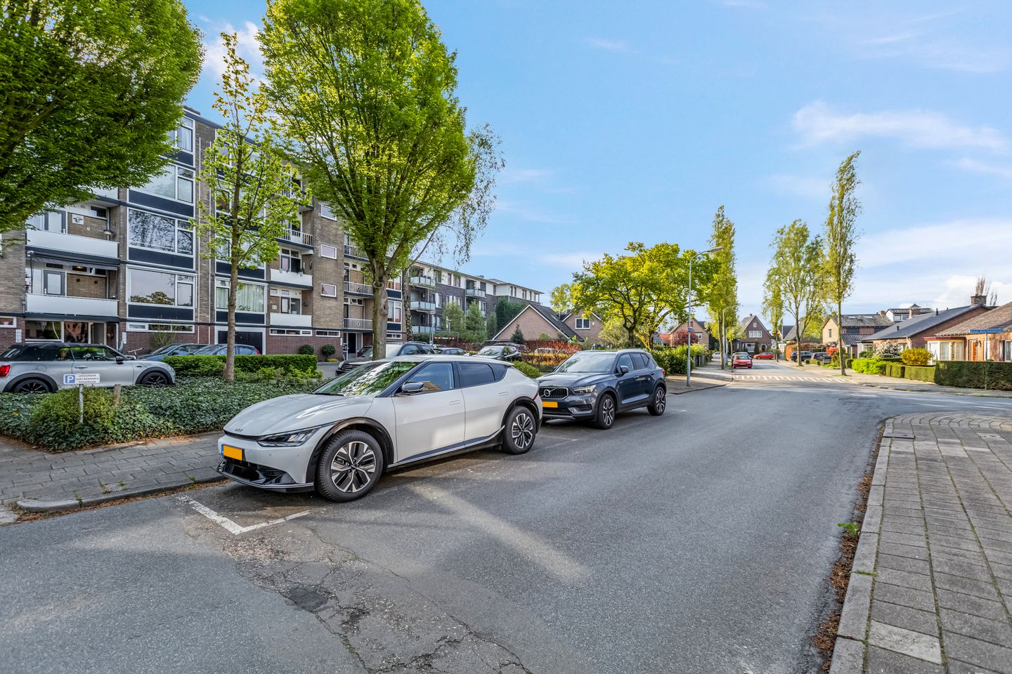 Photo 34 of Evertsenstraat 57