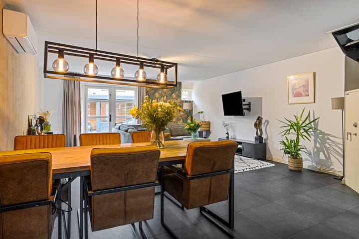 Foto 6 van Martinus Nijhofflaan 5