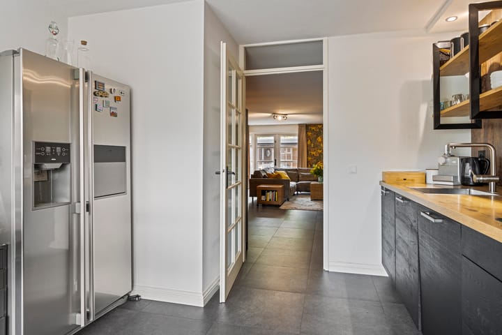 Foto 17 van Martinus Nijhofflaan 5