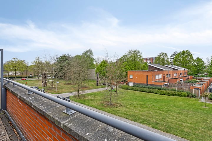 Foto 47 van Martinus Nijhofflaan 5