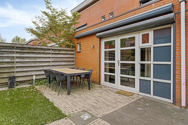 Foto 50 van Martinus Nijhofflaan 5