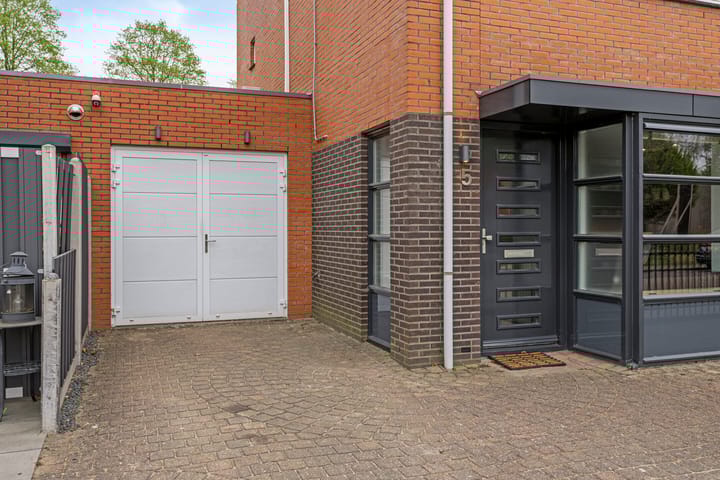 Foto 60 van Martinus Nijhofflaan 5