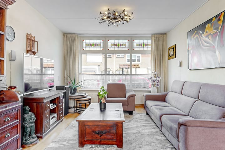 Photo 9 of Polluxstraat 42