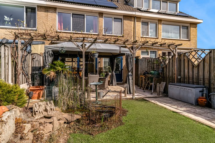 Photo 34 of Polluxstraat 42