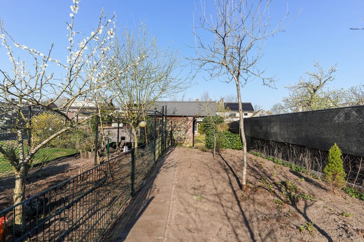 Foto 58 van St.Lambertusweg 70