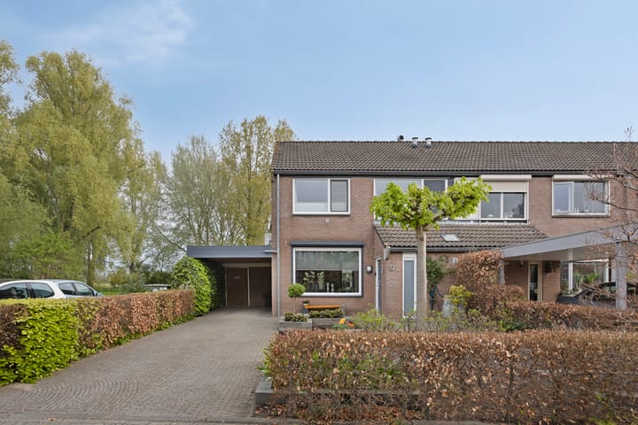 Foto 39 van van Colsterstraat 9