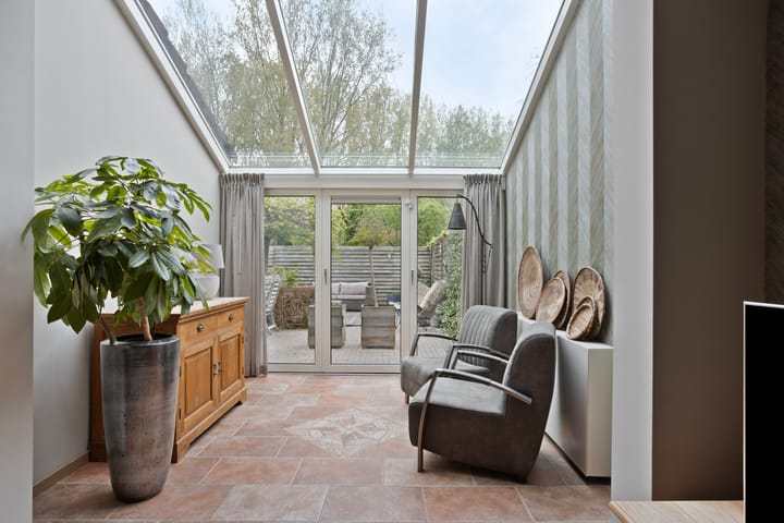 Foto 2 van van Colsterstraat 9