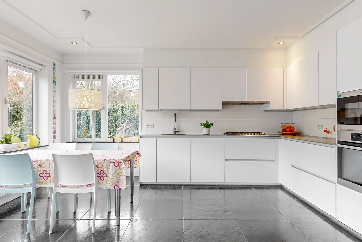 Foto 19 van Oostduinlaan 62