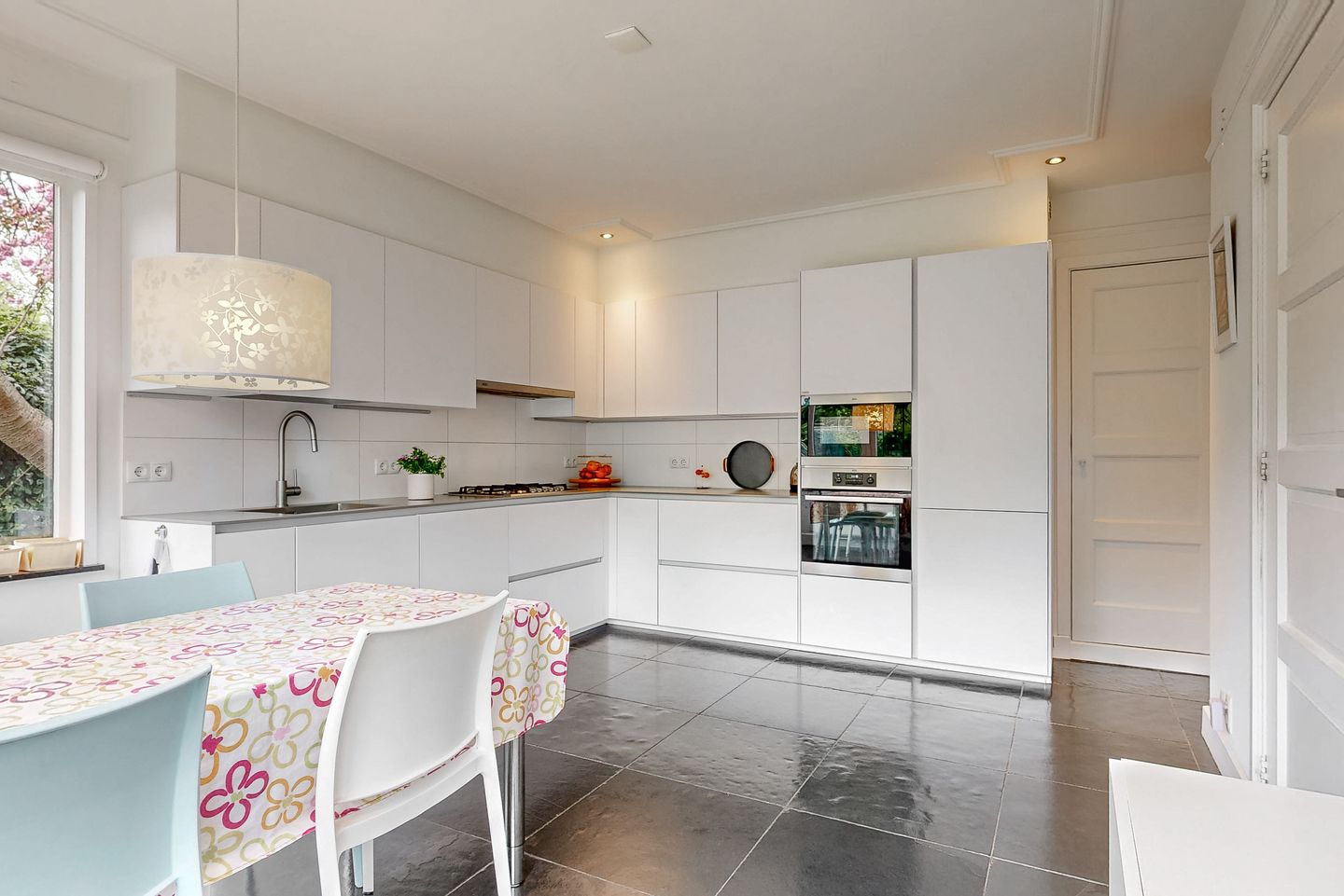 Foto 20 van Oostduinlaan 62