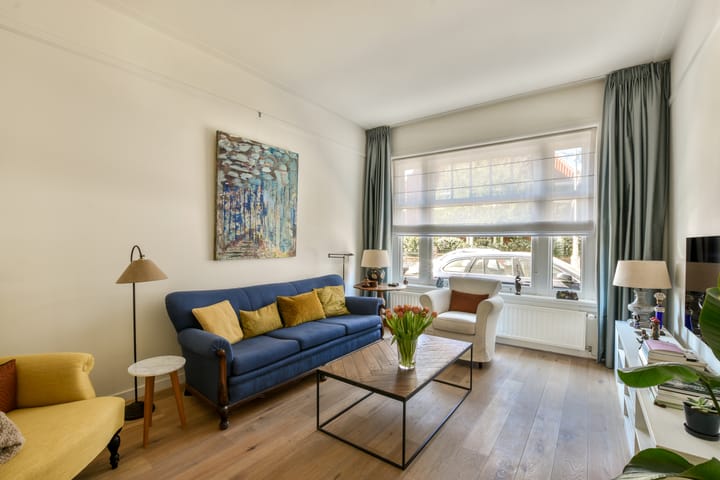 Photo 4 of Haringvlietstraat 5