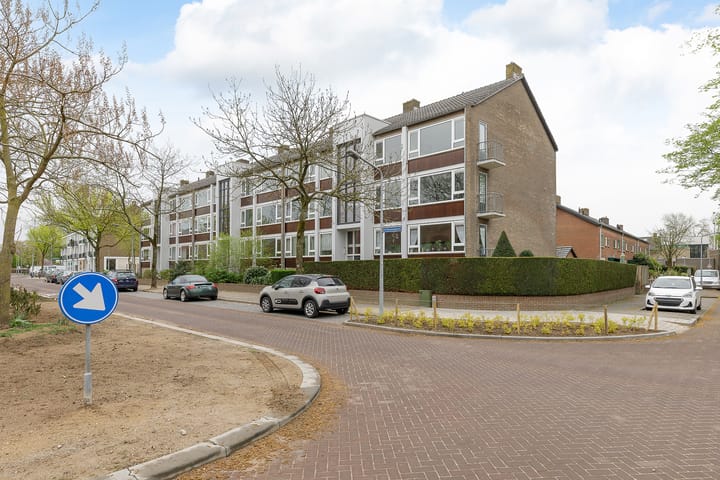 Photo 10 of Stroeslaan 71