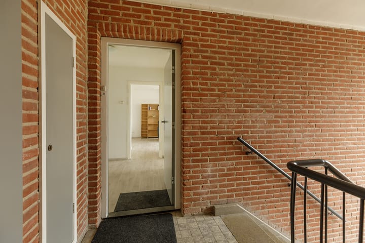 Photo 23 of Stroeslaan 71