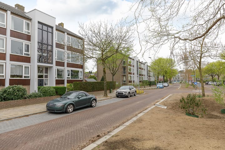 Photo 26 of Stroeslaan 71