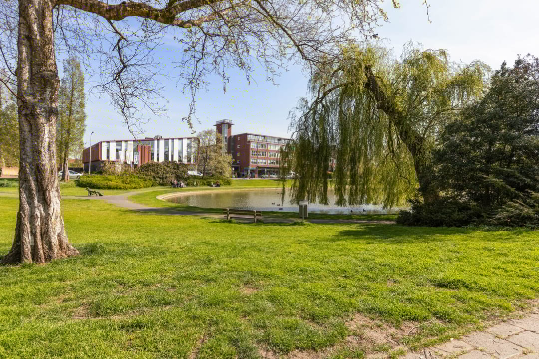 Foto 37 van Floresplein 24-B