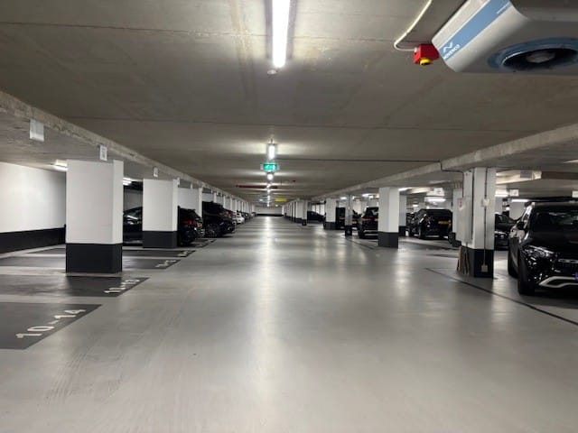 Photo 4 of Leonard Bernsteinstraat 3