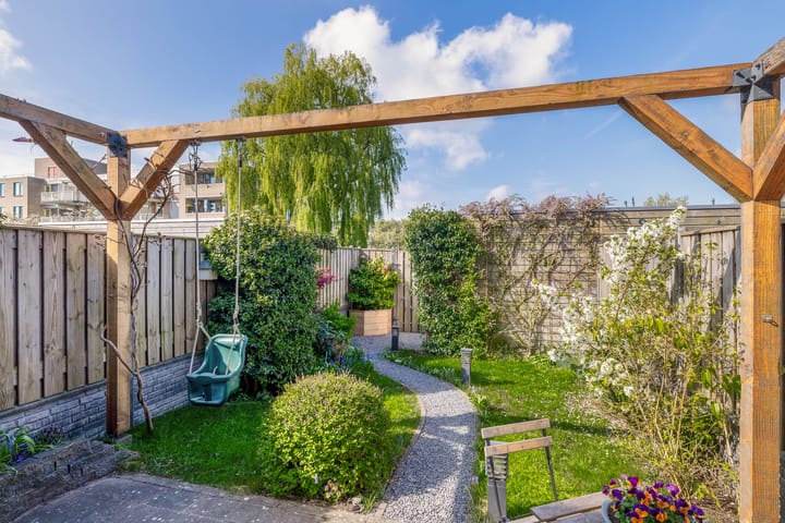 Foto 2 van Stationsplein 50