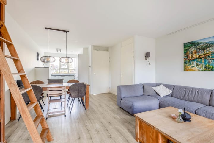 Foto 6 van Stationsplein 50