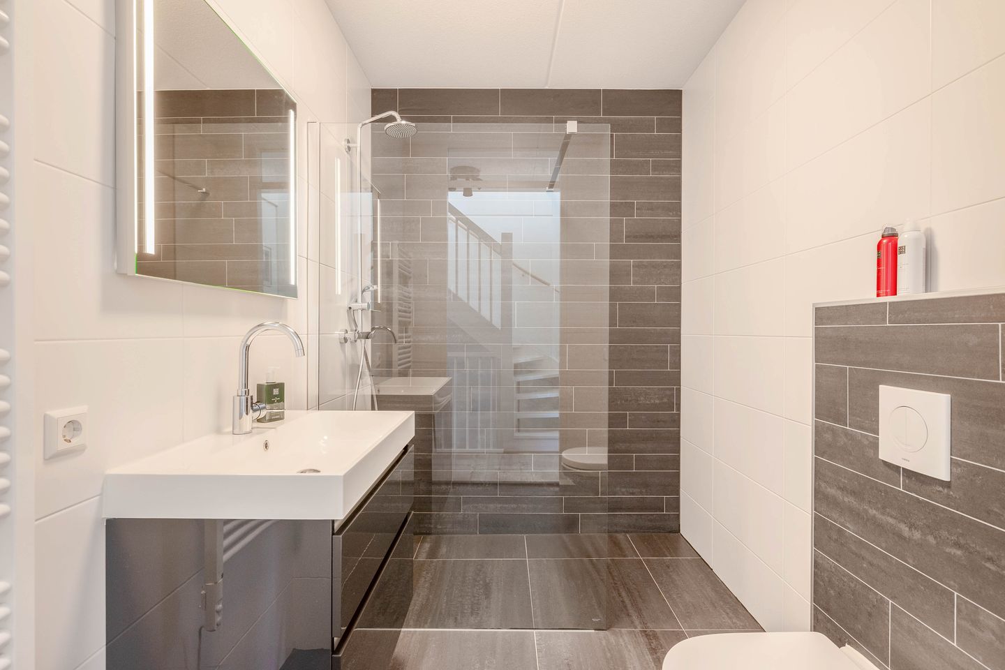 Foto 20 van Stationsplein 50