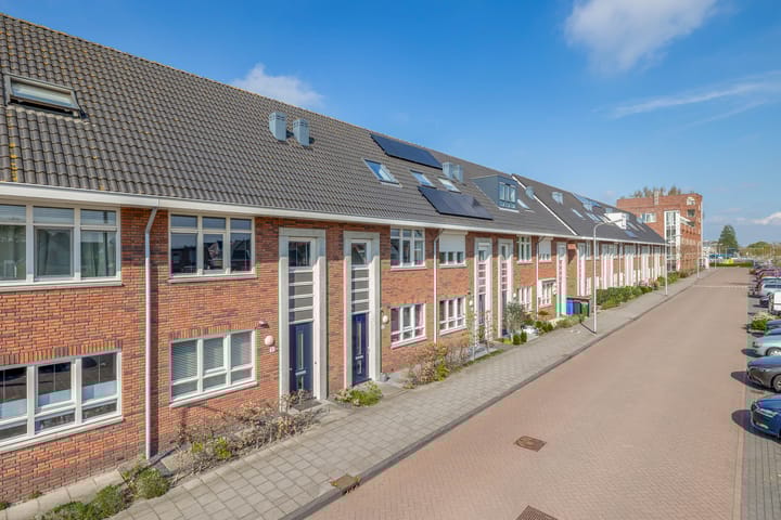 Foto 32 van Stationsplein 50