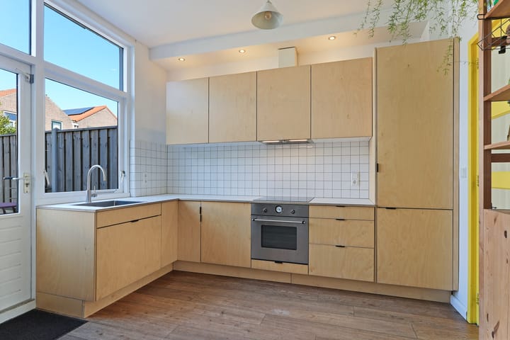 Photo 13 of Steenhuisstraat 3