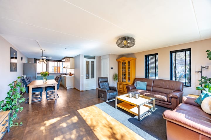 Foto 3 van Auberginepad 16