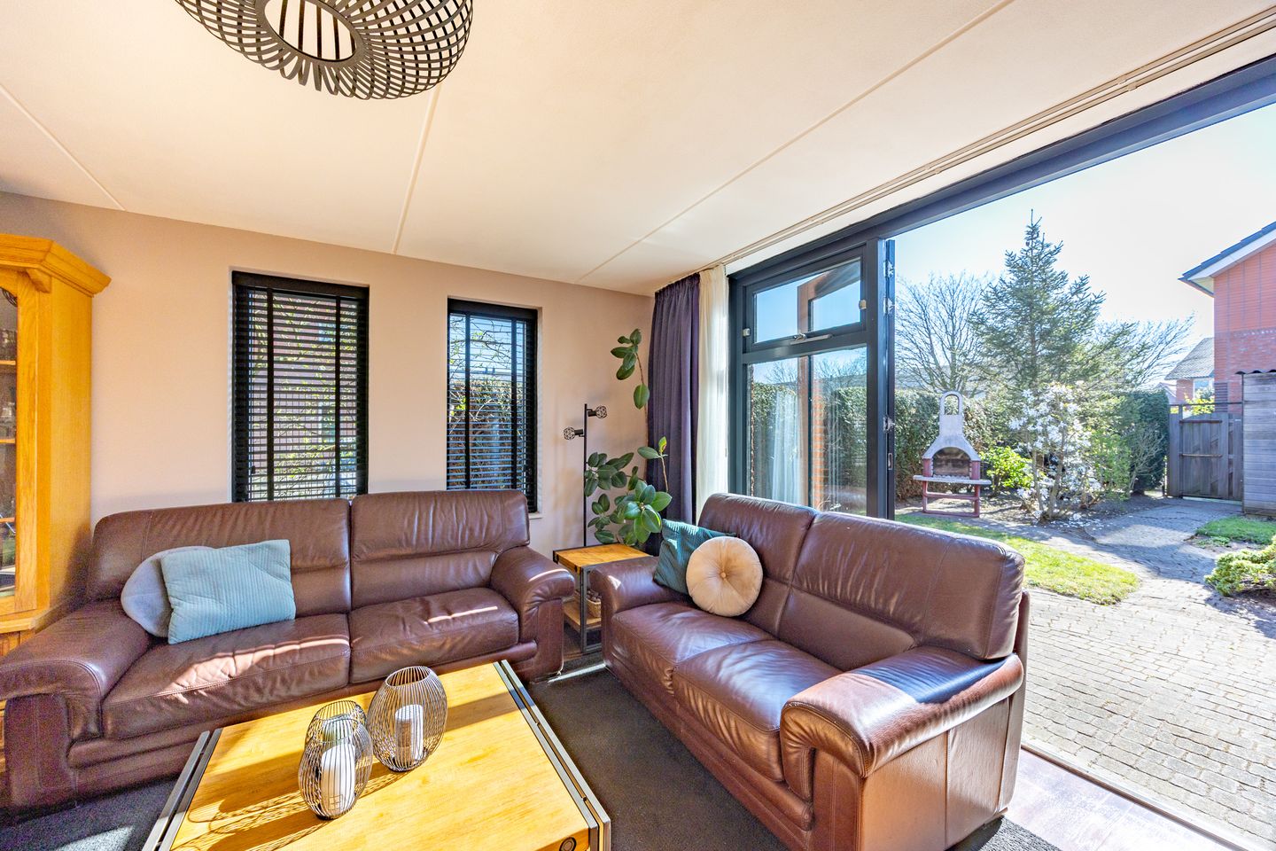 Foto 5 van Auberginepad 16