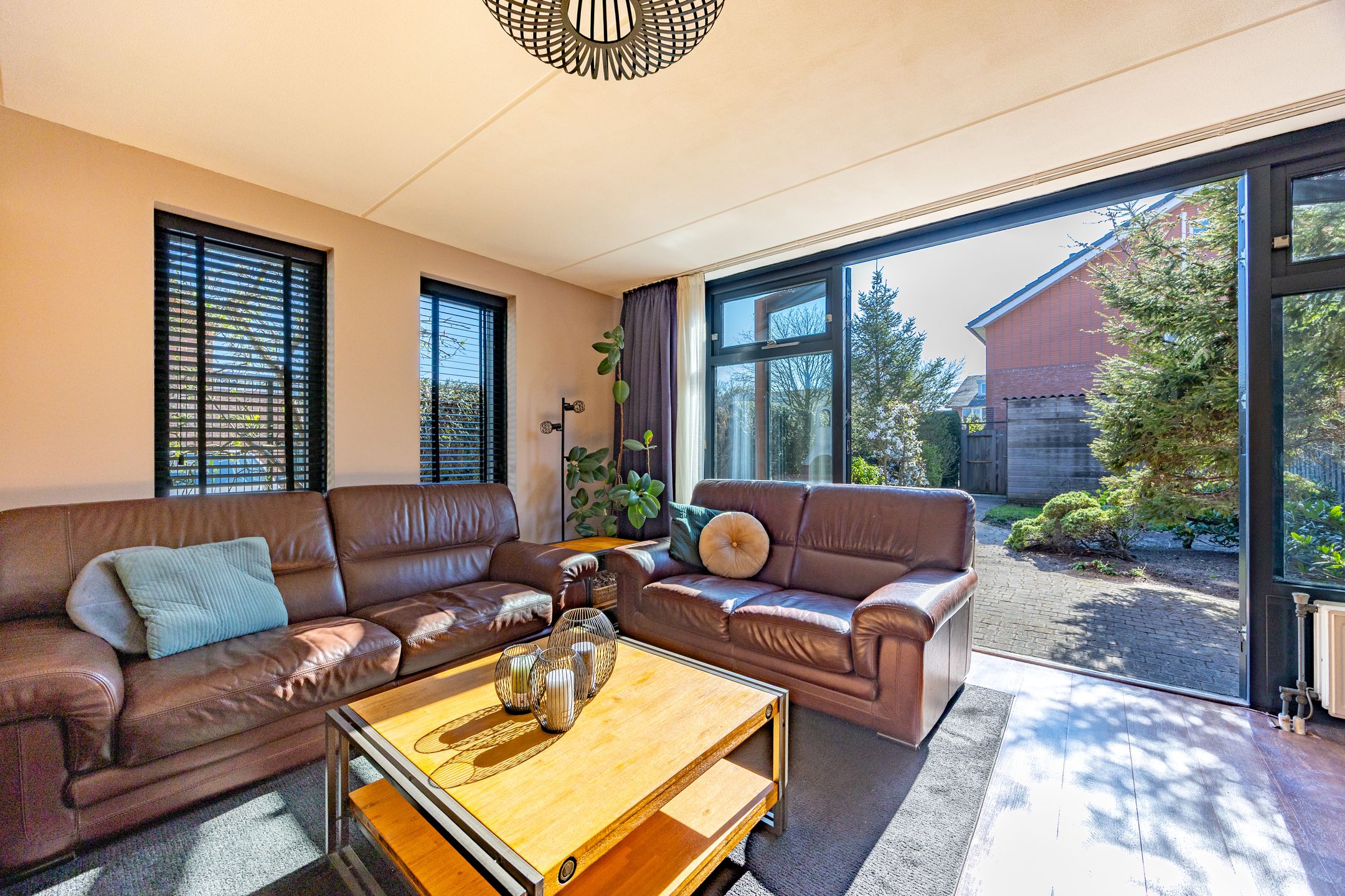 Foto 15 van Auberginepad 16