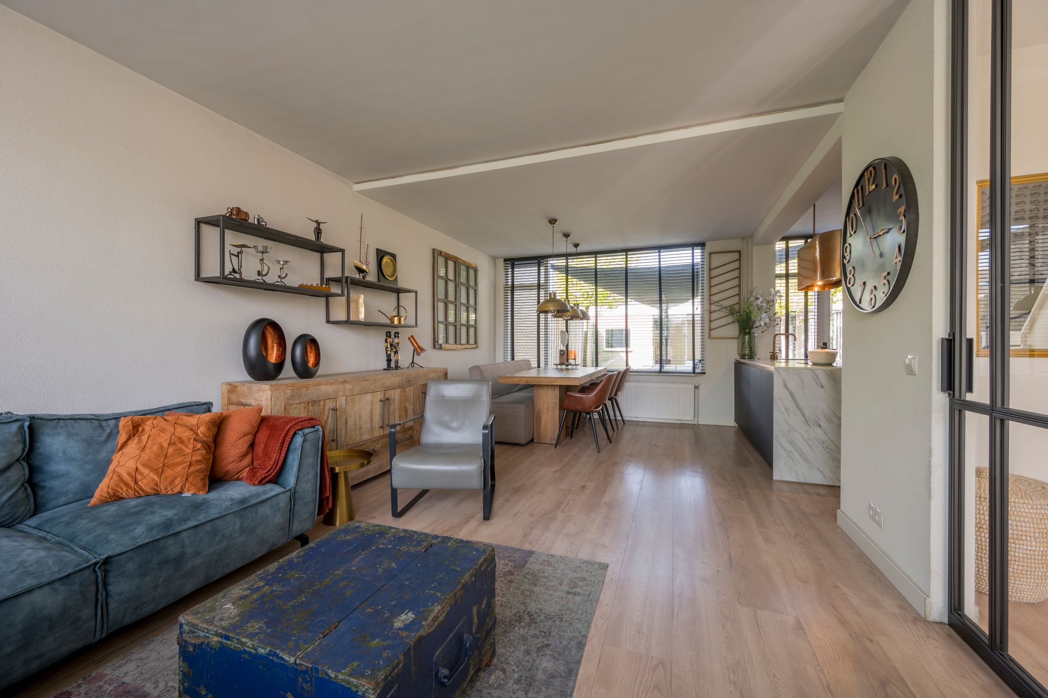 Photo 9 of Retiefstraat 333