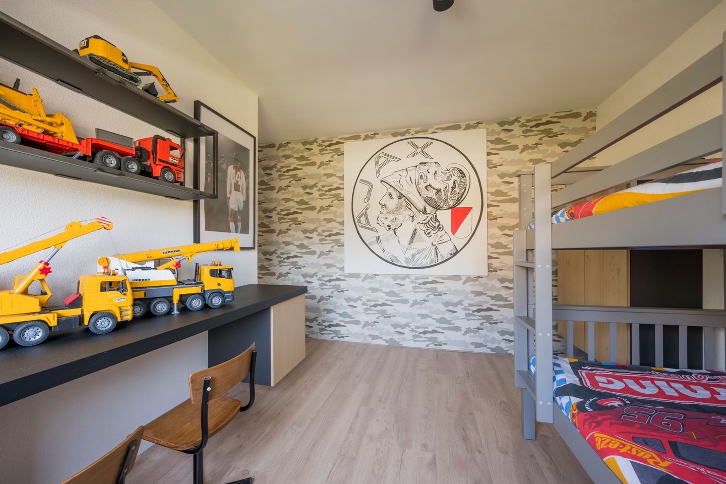 Photo 19 of Retiefstraat 333