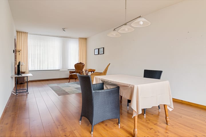 Photo 6 of Molenbeek 5