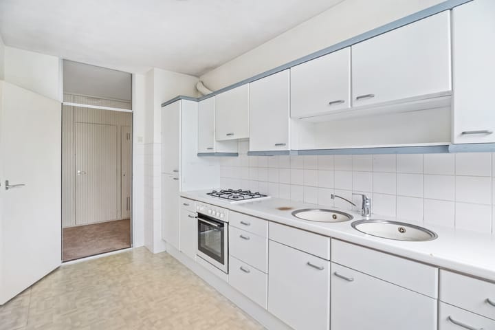 Photo 5 of Veenbesstraat 734