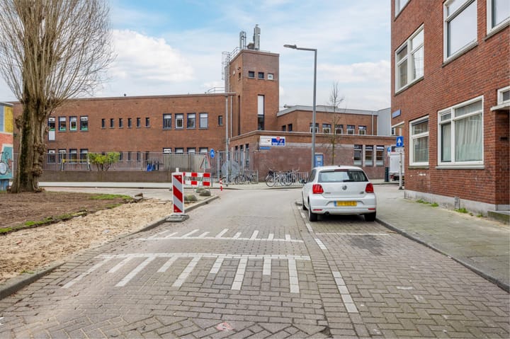 Photo 3 of Mijnsherenplein 27-B01