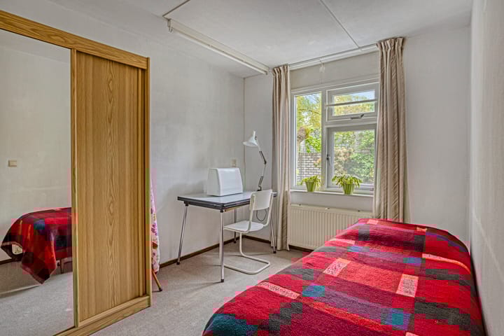 Foto 24 van Multatulihof 2