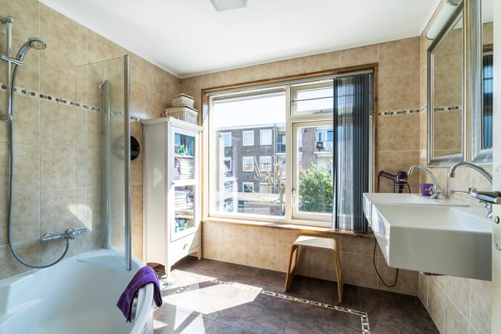 Foto 21 van Julius Röntgenlaan 10