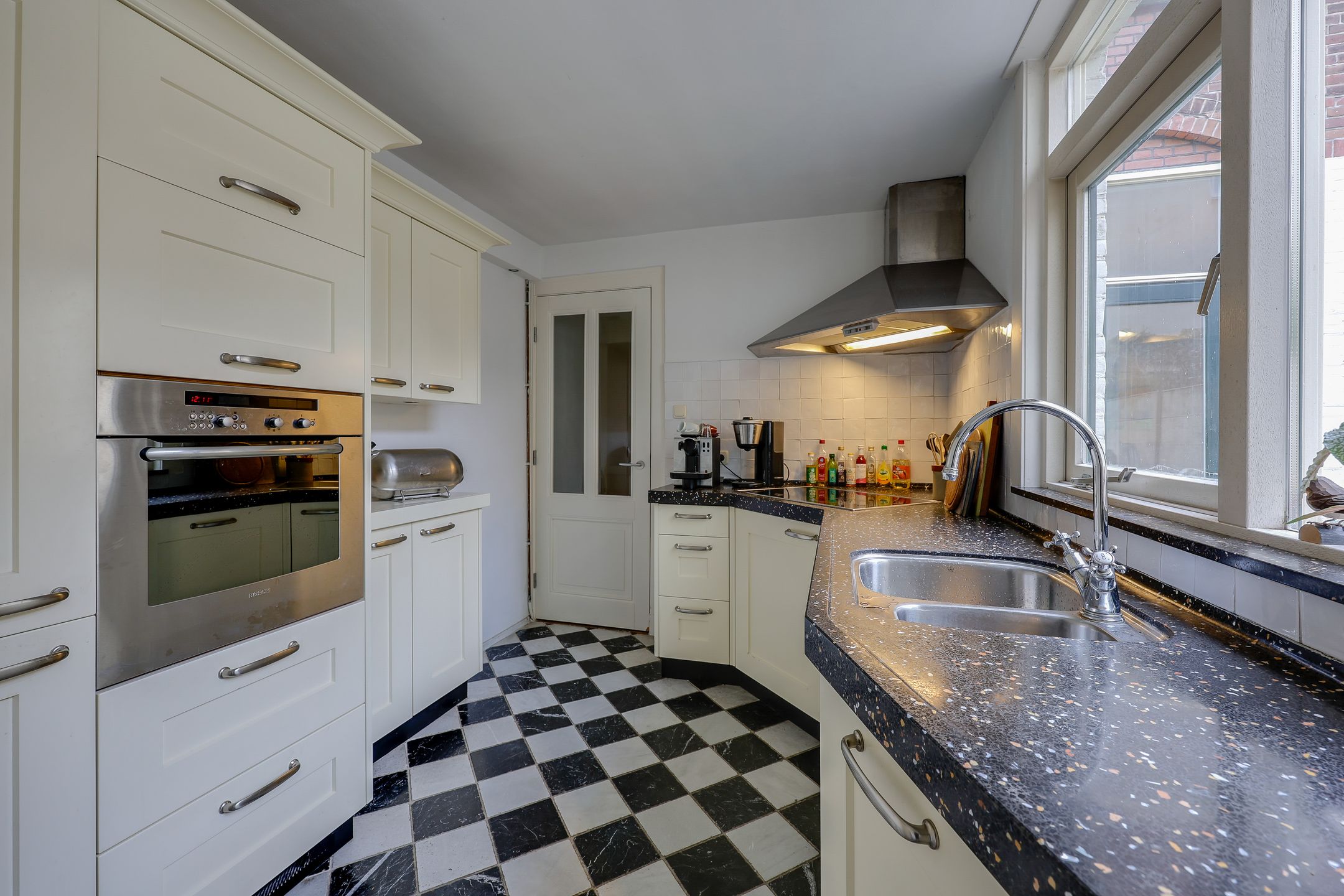 Photo 3 of Pasteurstraat 15