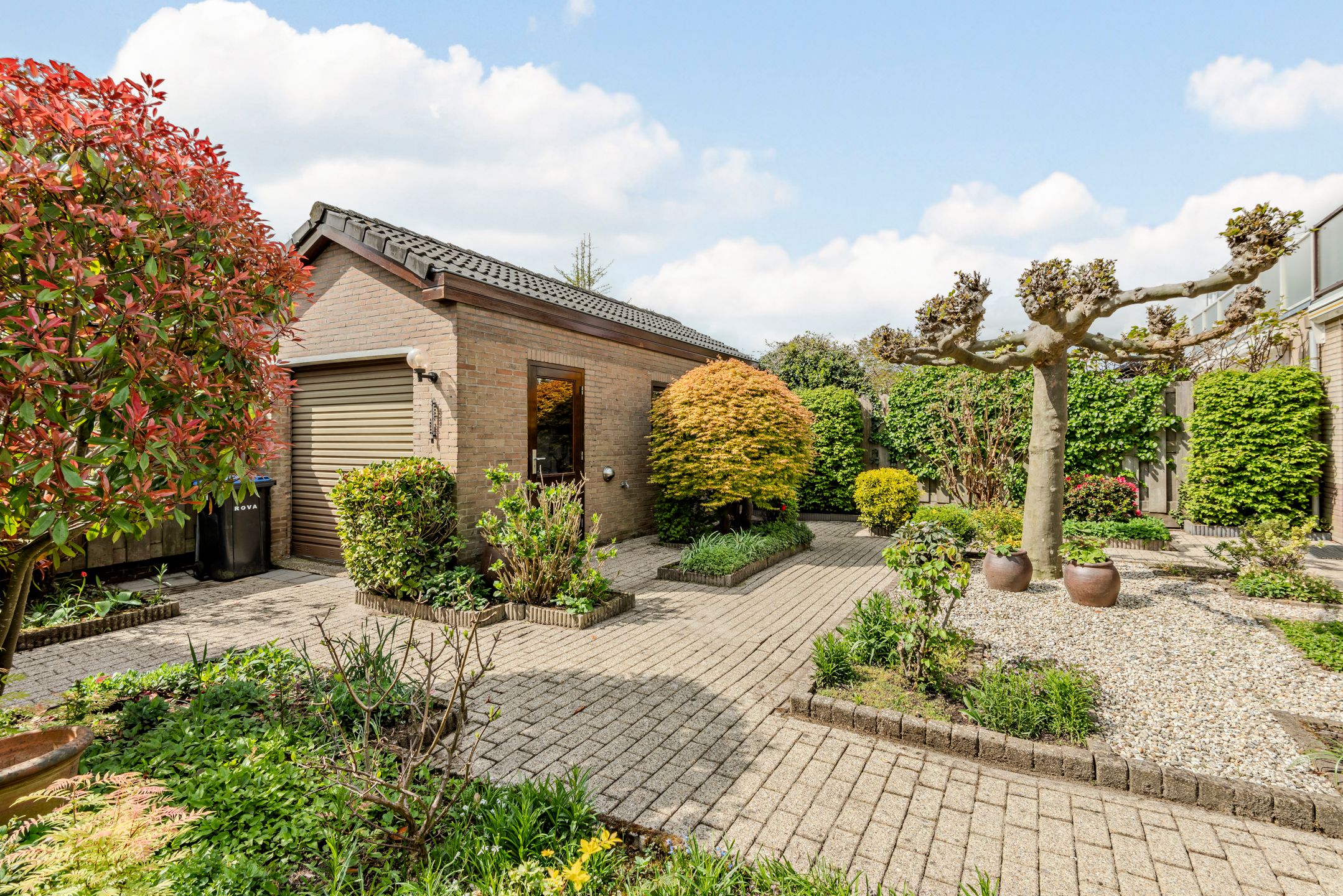 Foto 3 van Van Limburg Stirumlaan 1