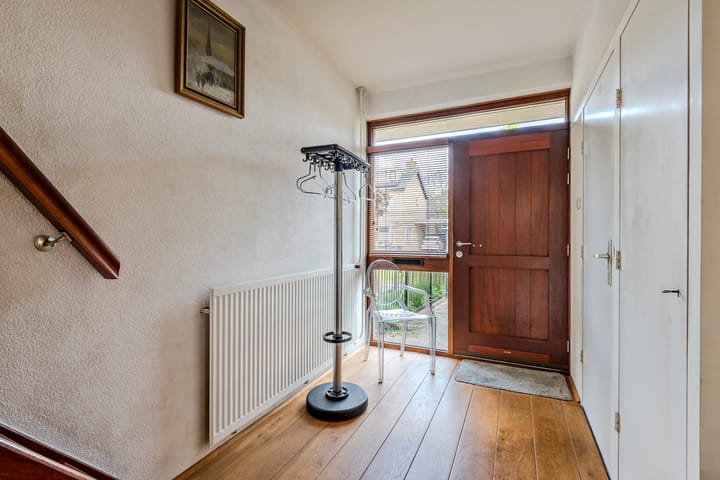 Foto 5 van Van Limburg Stirumlaan 1