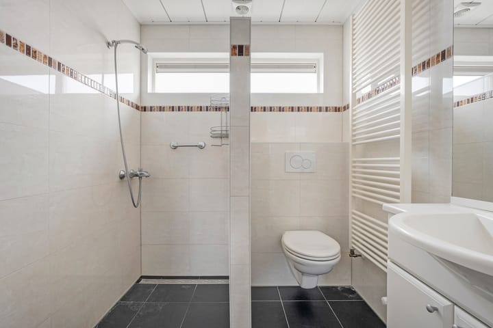 Photo 36 of Lindenlaan 15