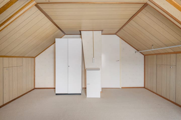 Photo 42 of Lindenlaan 15