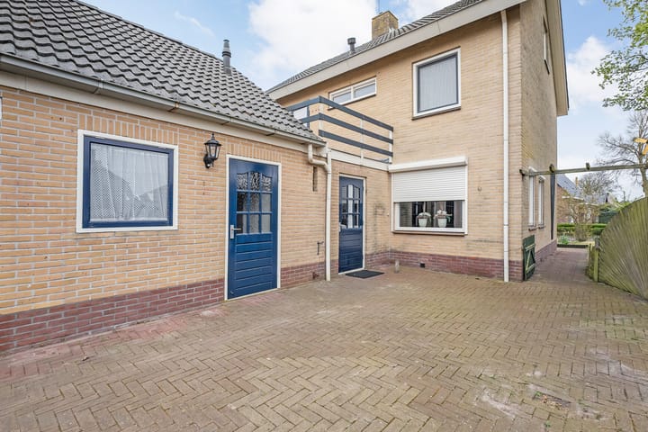 Photo 45 of Lindenlaan 15