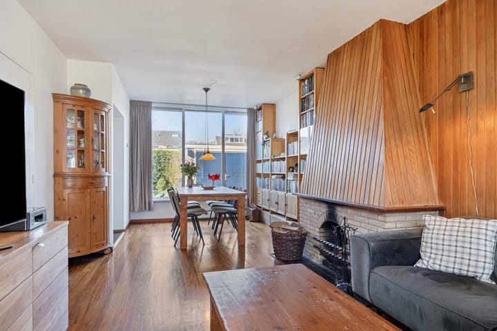 Photo 10 of Prof. Lorentzlaan 94