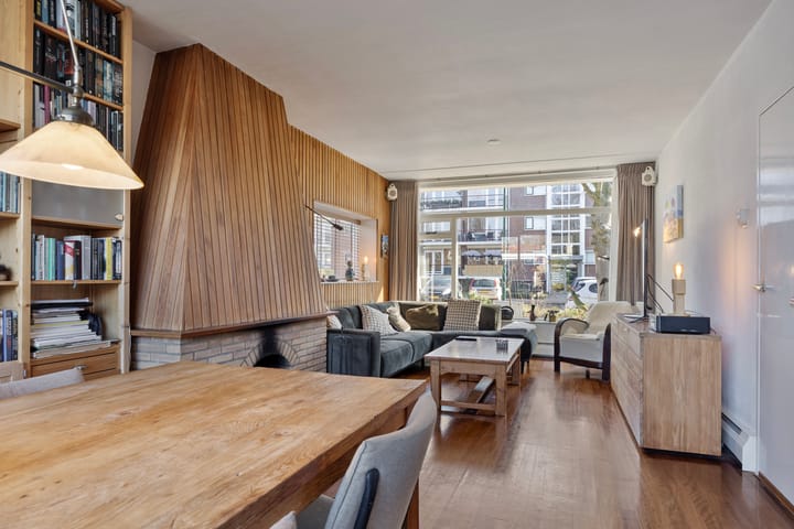 Photo 12 of Prof. Lorentzlaan 94