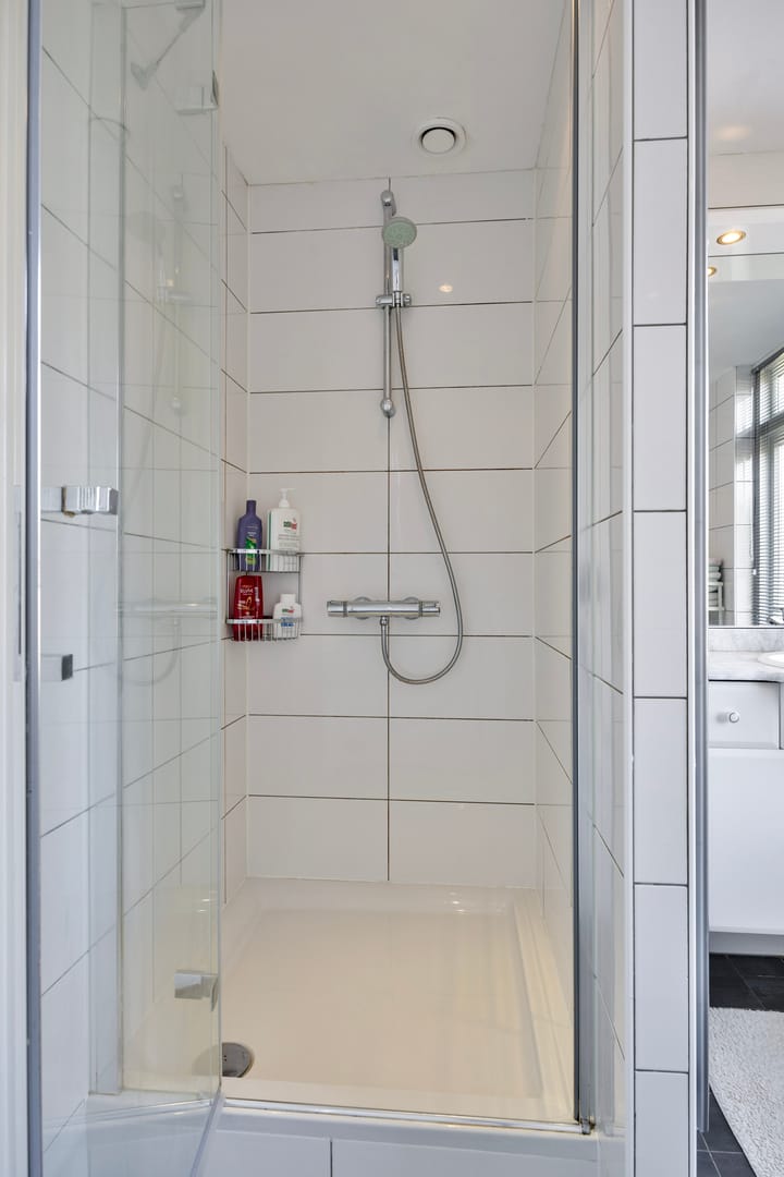 Photo 26 of Prof. Lorentzlaan 94