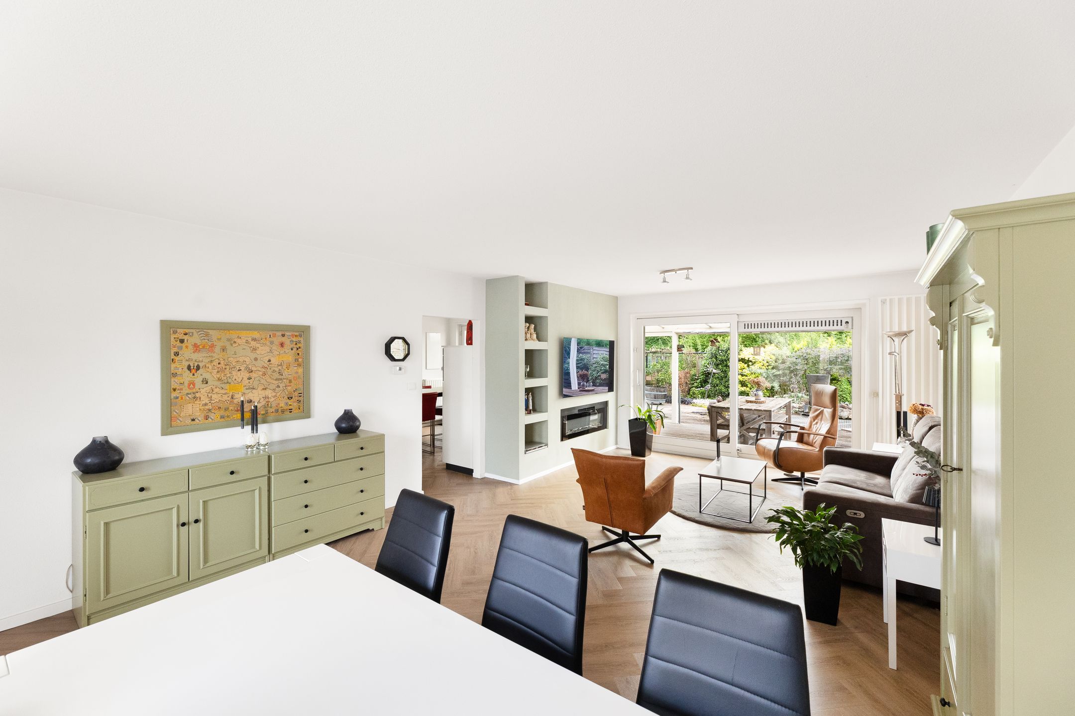 Foto 12 van Diaconiestraat 19