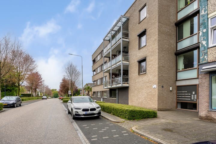 Photo 2 of Frans Erenslaan 16-A