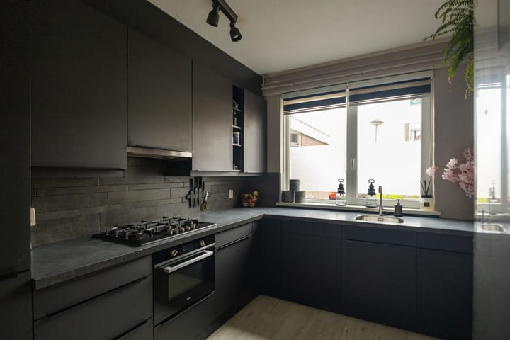 Foto 10 van Brikstraat 12