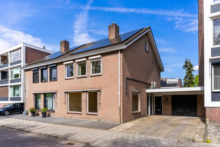 Foto 2 van Julianalaan 86