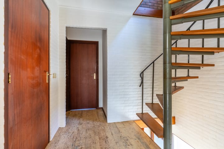 Foto 11 van Julianalaan 86