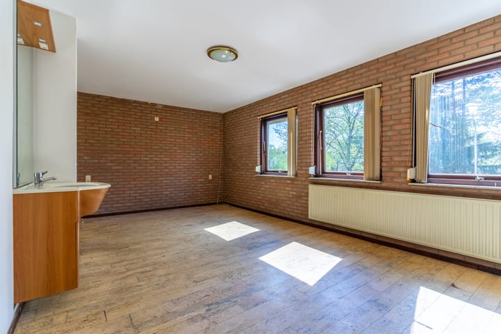 Foto 12 van Julianalaan 86